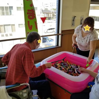 うまい棒、いっぱいすくってね♪<br>